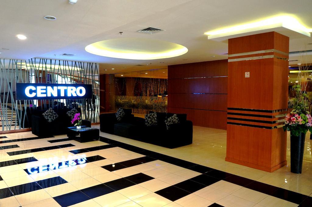 Quin Centro Hotel Palembang Exterior photo